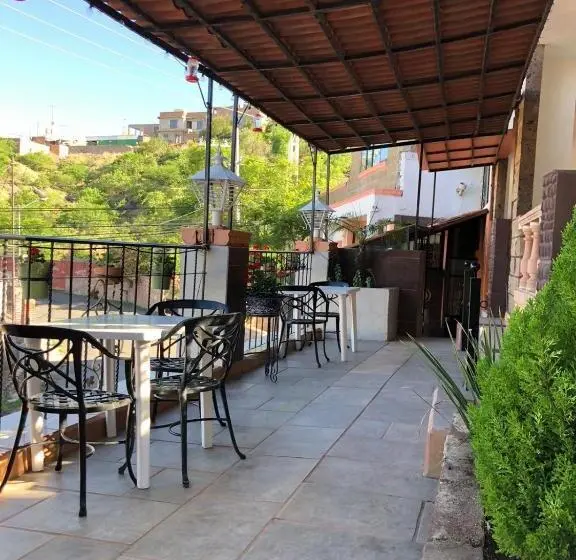اتاق استاندارد با تراس, Casa 12 Reales Guanajuato