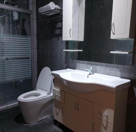 Люкс с гидромассажем, Bonsai Jacuzzi Suites