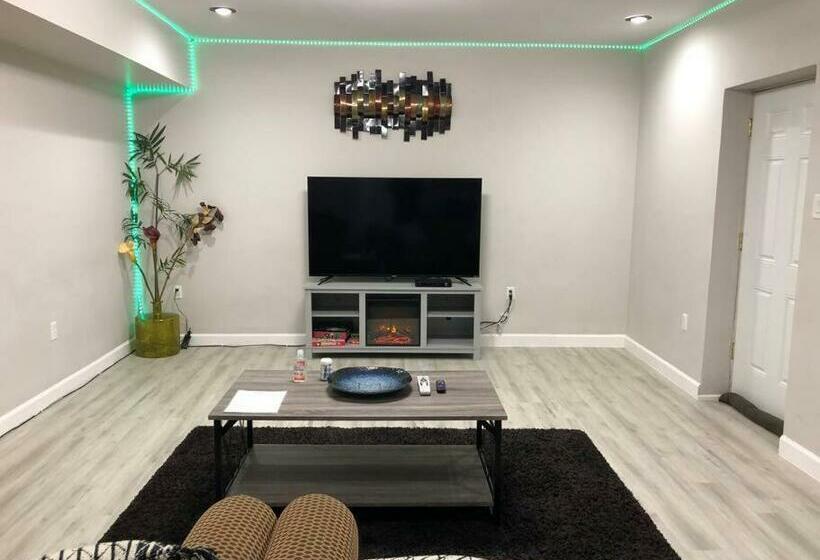 Люкс 2 Спальни, Spacious Unit With Mountain View