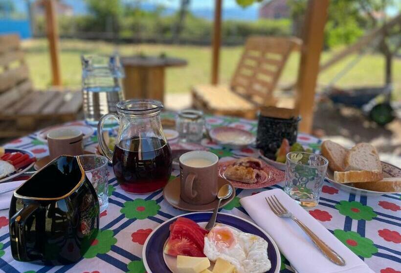 اتاق استاندارد با تراس, Ballkan B&b 1