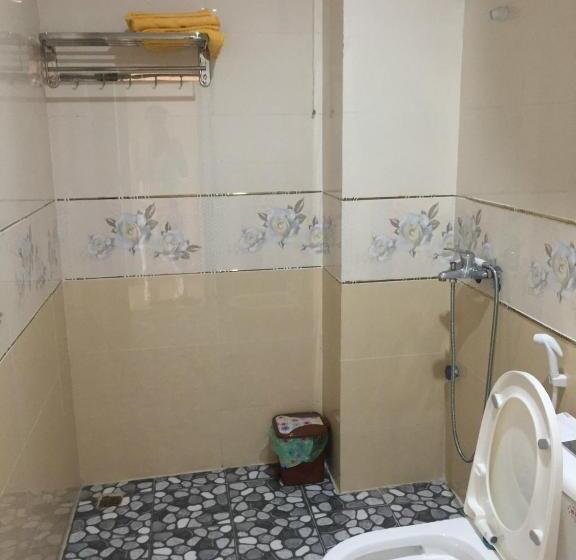 اتاق خانوادگی, Ht Homestay Cat Ba