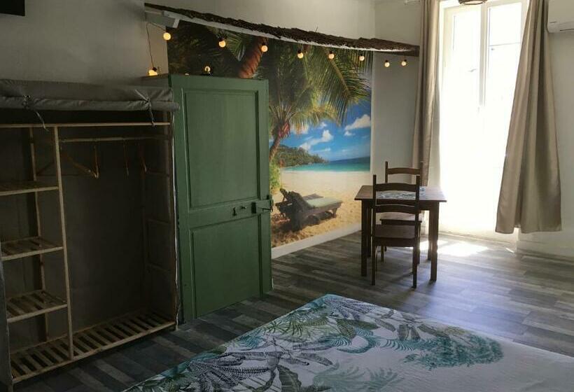 غرفة قياسية, Le Mas Rocamour