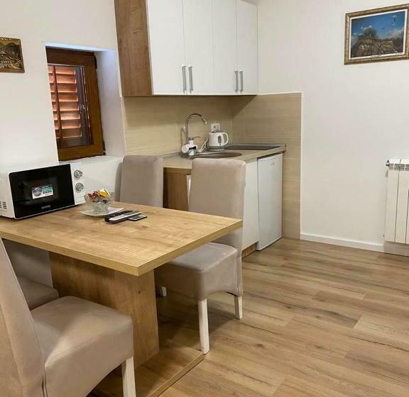 آپارتمان 1 خوابه, Buba Palace