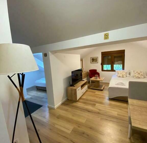 آپارتمان 1 خوابه, Buba Palace