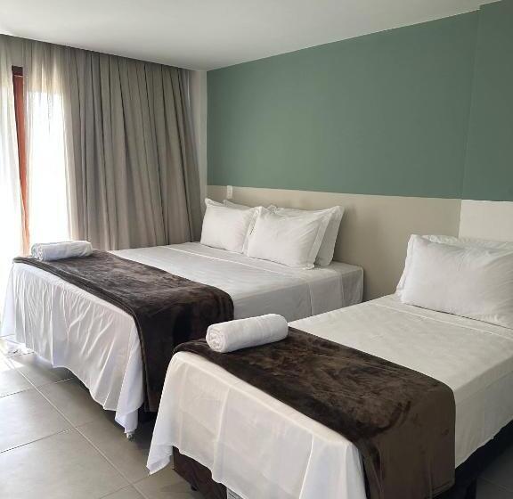 标准三人间, Icaraí Beach