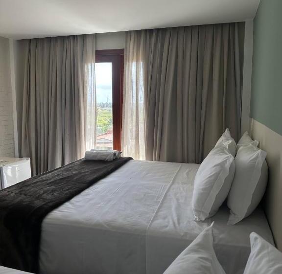 标准三人间, Icaraí Beach