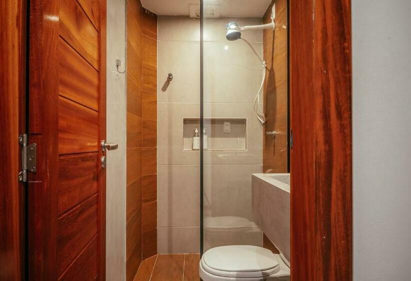 带大床的豪华间, Icaraí Beach