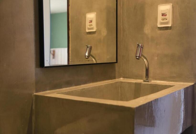 豪华三人间, Icaraí Beach