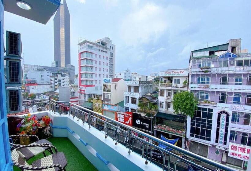 اتاق خانوادگی, Happy House Homestay