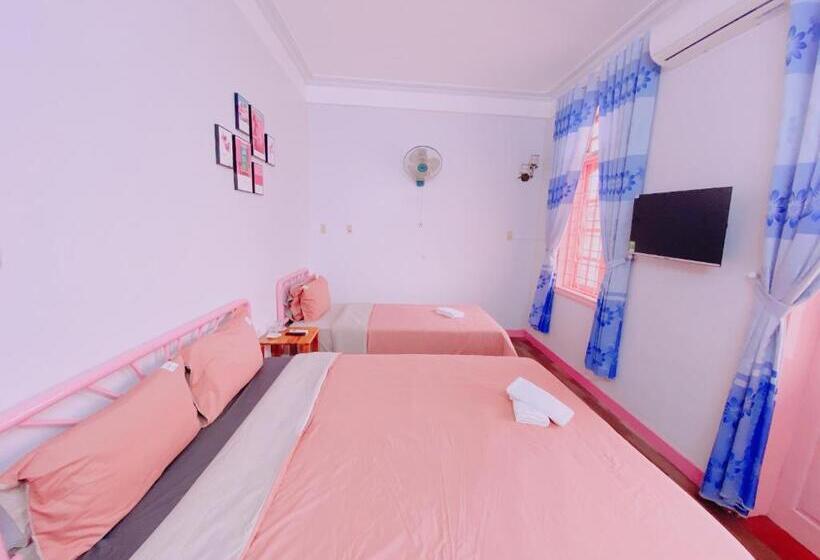 اتاق خانوادگی, Happy House Homestay