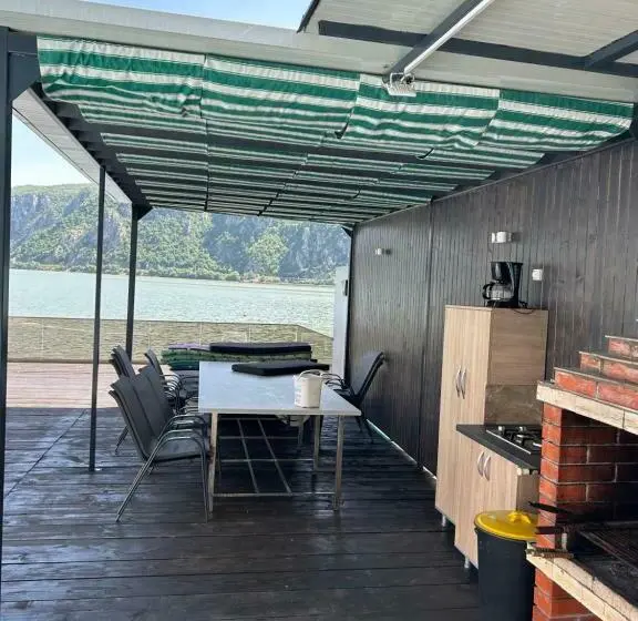 庭の見える１ベッドルームアパートメント, Casa David