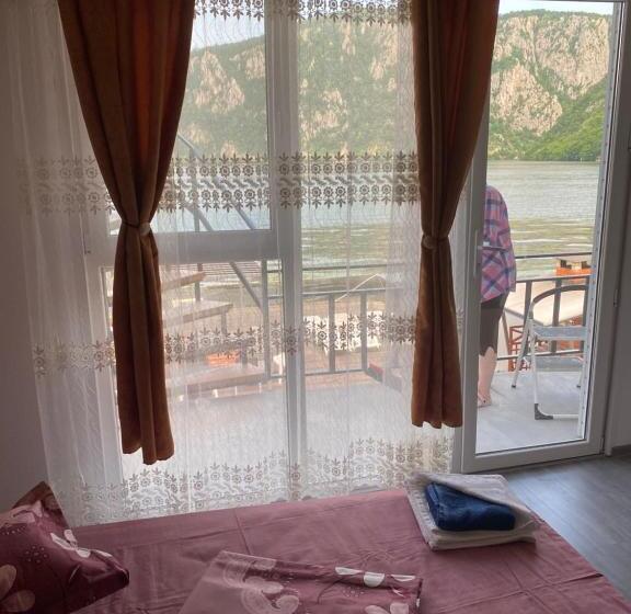 شقة غرفة واحدة مطلة على الحديقة, Casa David