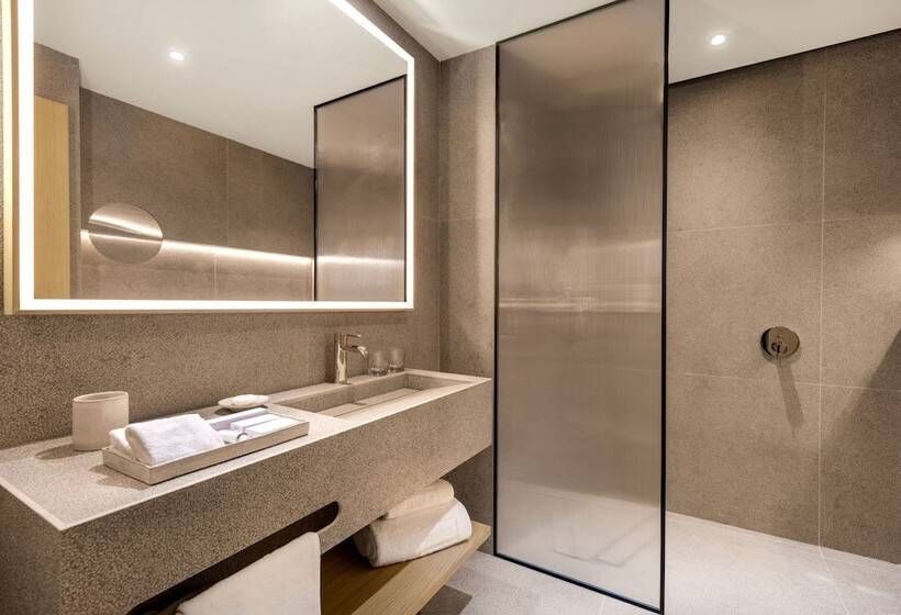 Люкс Вид на Море, Sabàtic Sitges Hotel, Autograph Collection