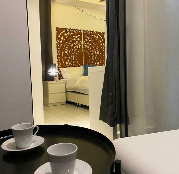 اتاق استاندارد با بالکن, Unwind Dhigurah