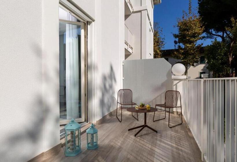 Апартаменты 1 Спальня с Балконом, Elegance Riccione
