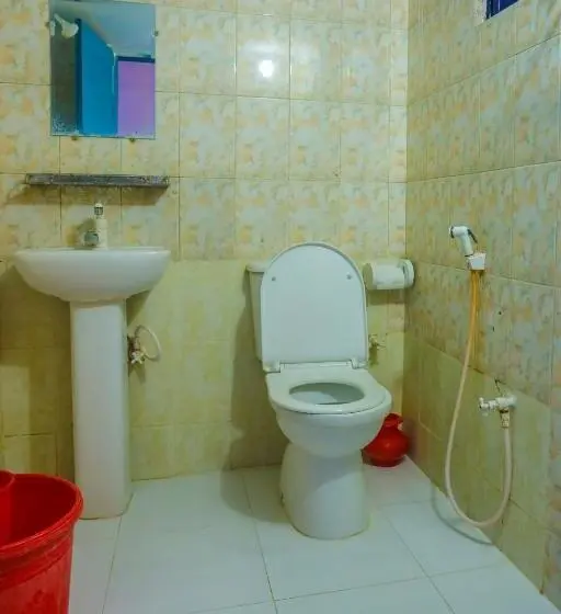 Economy Quadruple Room, City International Green Road
