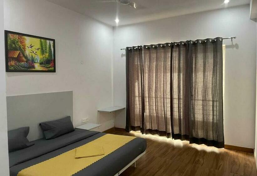 Трехместный Номер Классика, Oyo 91606  Daffodils Inn