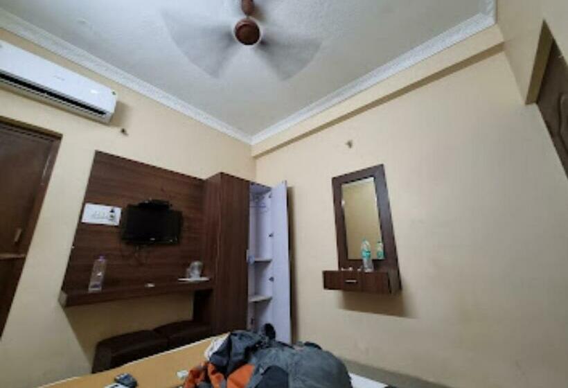 デラックスルーム, Plaza Guest House