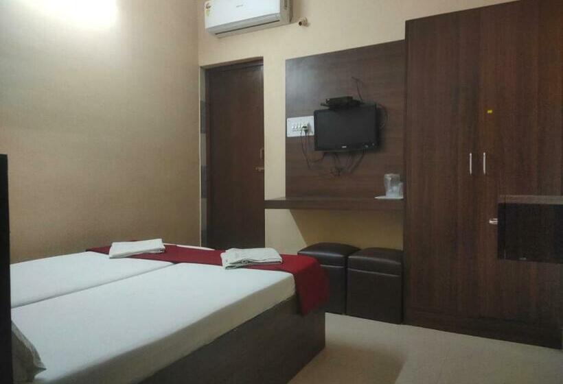 デラックスルーム, Plaza Guest House