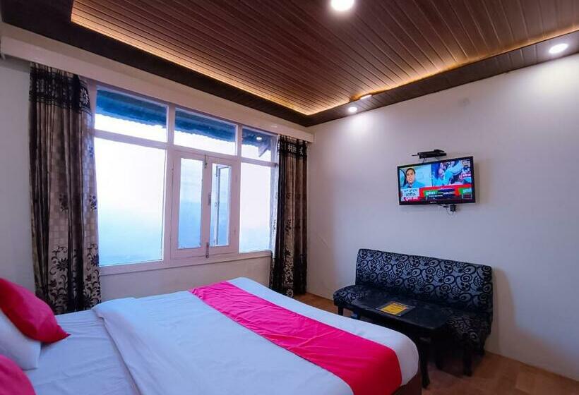 اتاق لوکس, Surya Resort Dalhousie