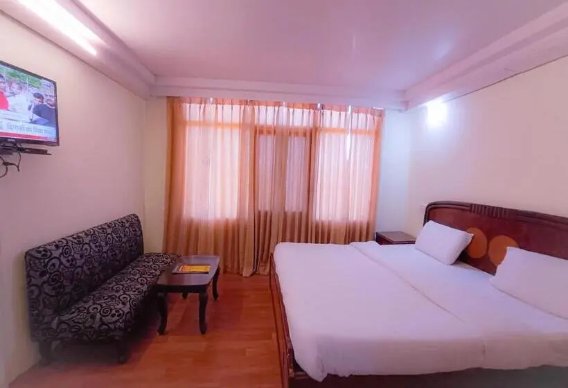 スタンダードルーム, Surya Resort Dalhousie