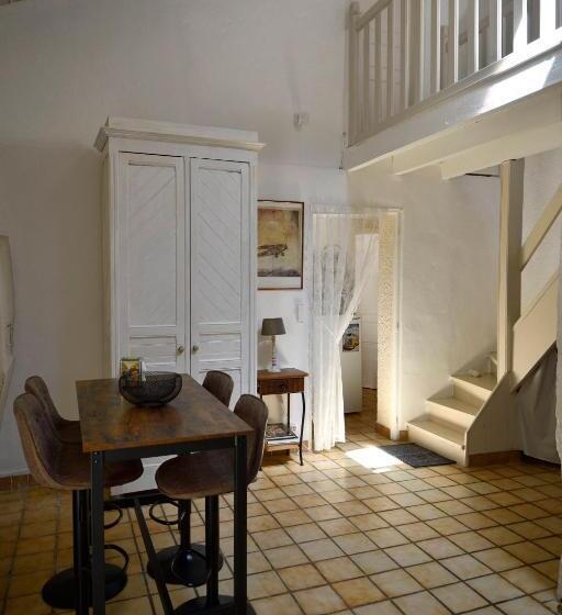 Семейное Студио, Domaine De Plisseau