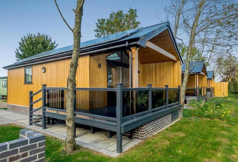 Дом 1 Спальня, Herons Mead Lodges