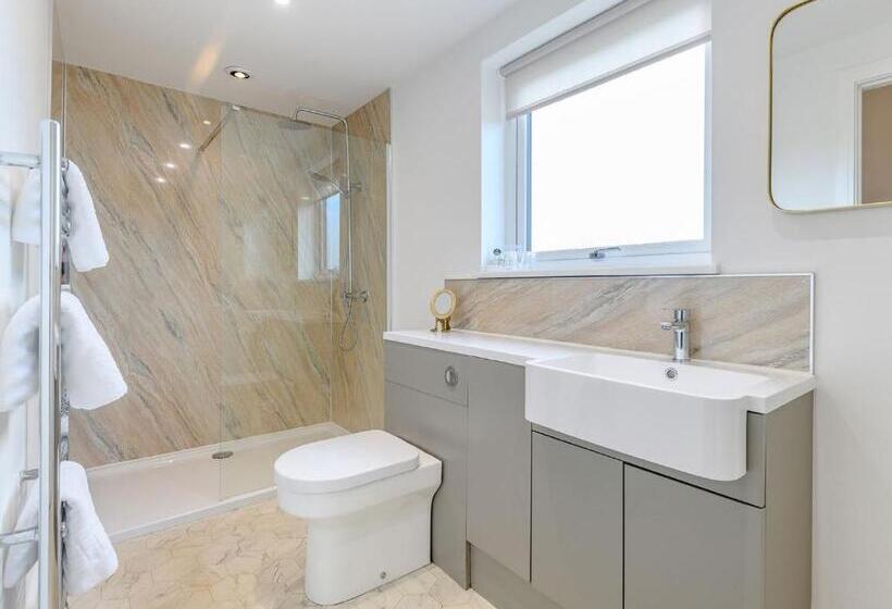 Дом 1 Спальня, Herons Mead Lodges