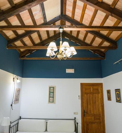 اتاق لوکس, La Aldaba, Antigua Casa De Labor