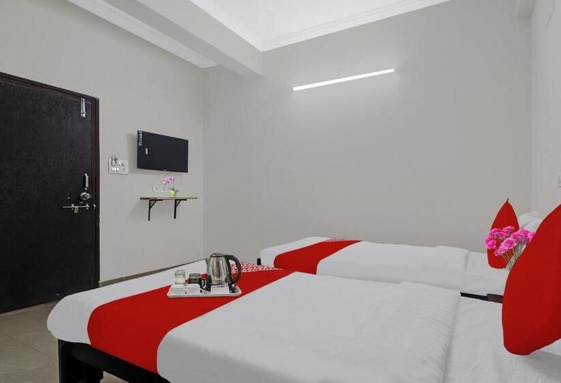 三人经典房间, Oyo 91495  Vijay Laxmi Residency