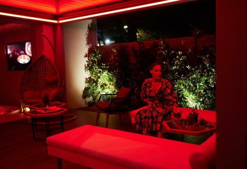 Апартаменты 1 Спальня с Балконом, Mima Aparthotel Boutique & Spa