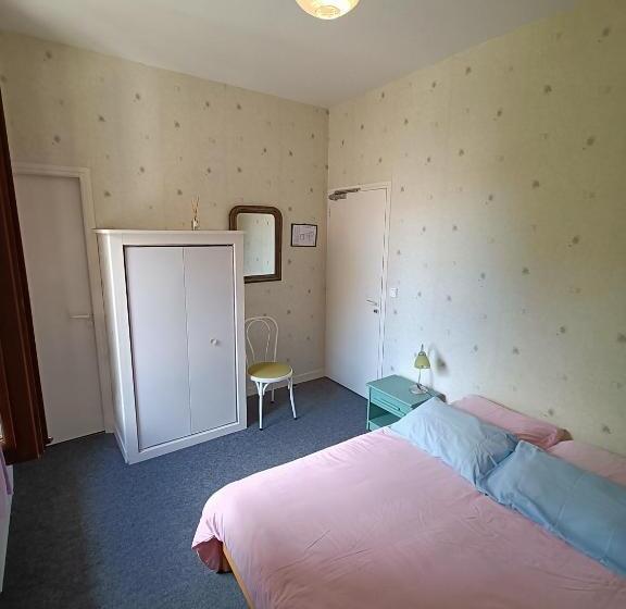 豪华房间, Hostellerie Du Chateau Bellenaves