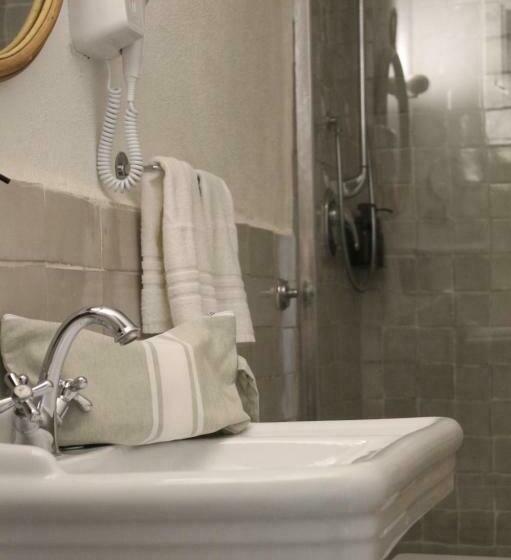 Стандартный Номер Кровать Кинг, Clori Gaeta