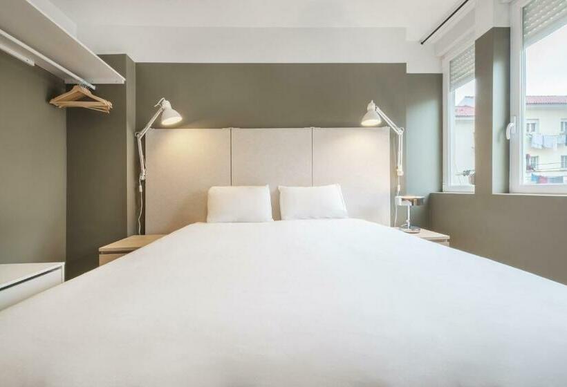 标准间, Rainbow Suites By Olala Homes