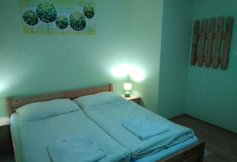 Номер Стандарт, Pod Palmou Gerlachov