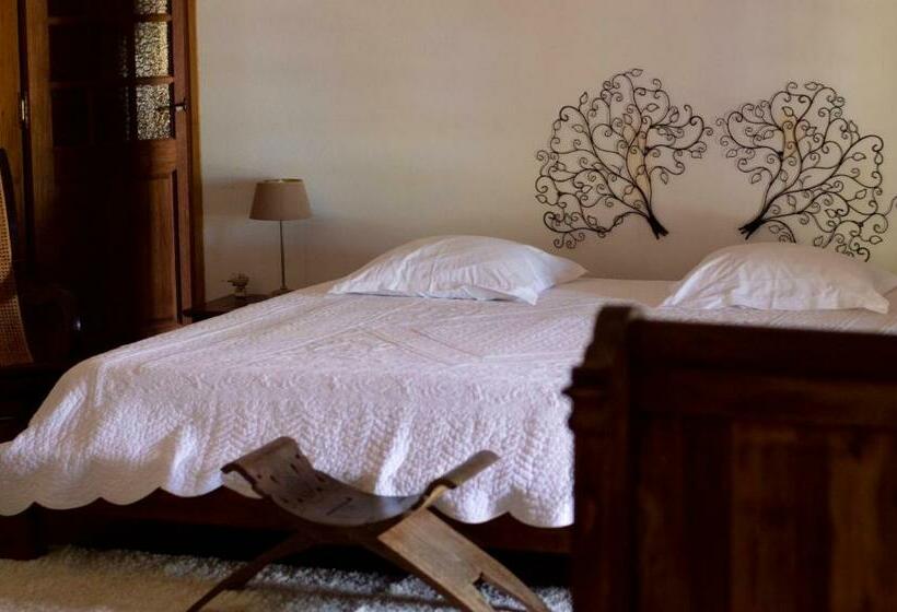 Номер Стандарт, Les Grands Monts