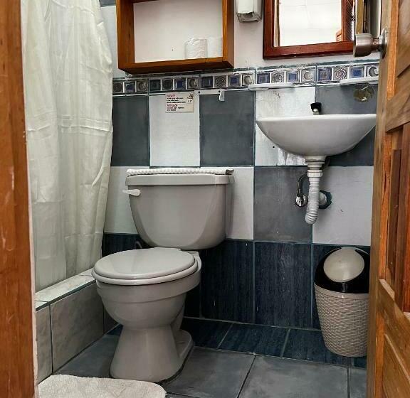 اتاق استاندارد, Hostal Las Gardenias