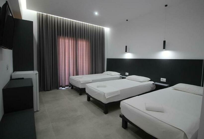 Triple Room Sea View, Art De Jon Rooms