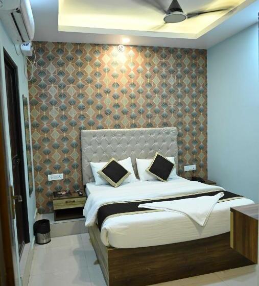 اتاق لوکس سه تخته, Super Hotel O Glance Inn