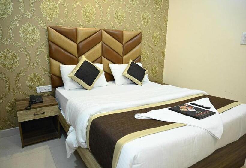 اتاق لوکس سه تخته, Super Hotel O Glance Inn