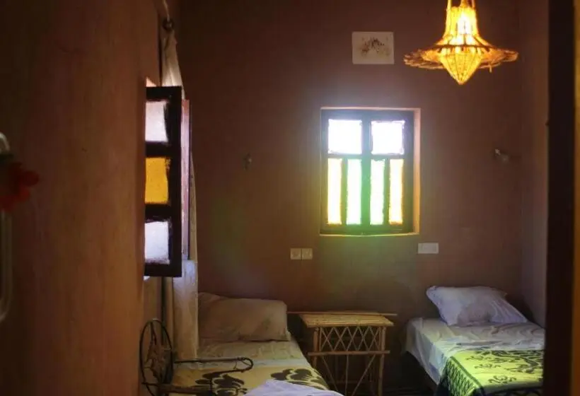 ファミリールーム, Auberge Restau Tombouctou