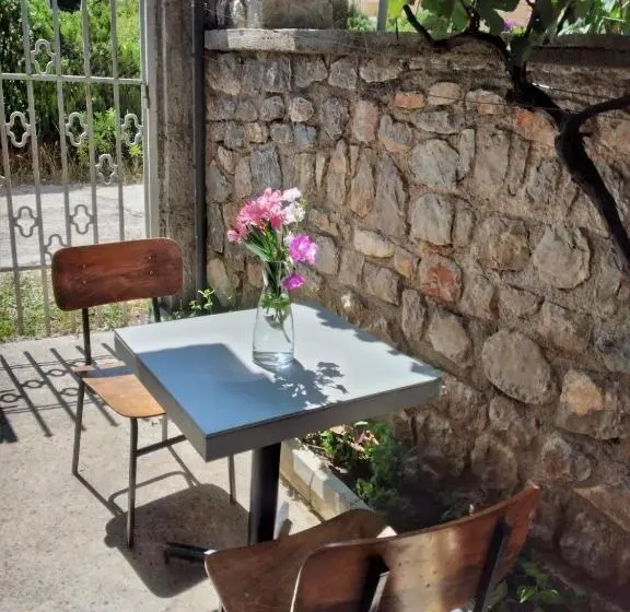 اتاق استاندارد چهار تخته, Apartmani Pejovic Sutomore