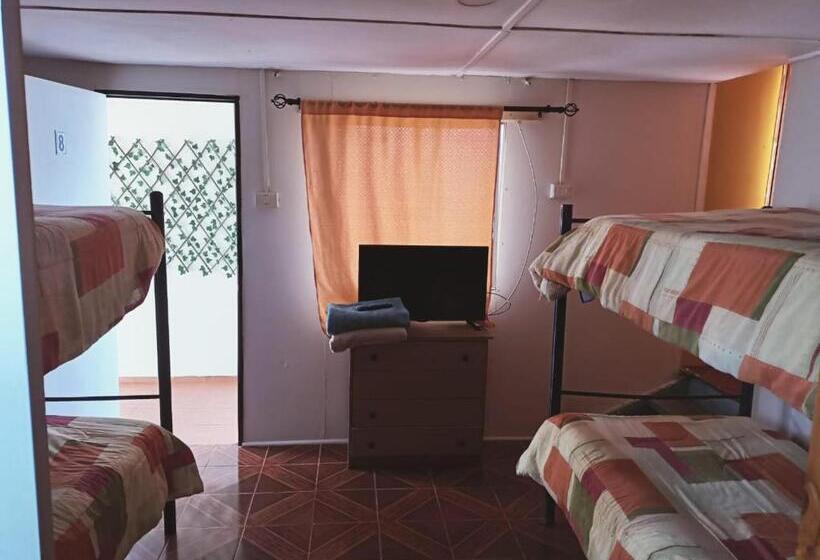 חדר סטנדרט לארבעה, Hostal Sol Atacama  Caldera