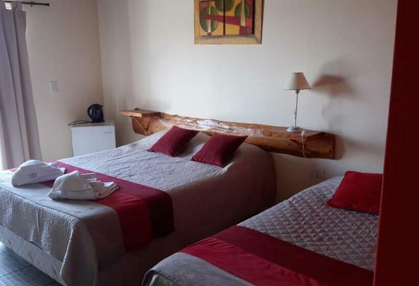 スタンダードトリプルルーム, Posada Miralejos