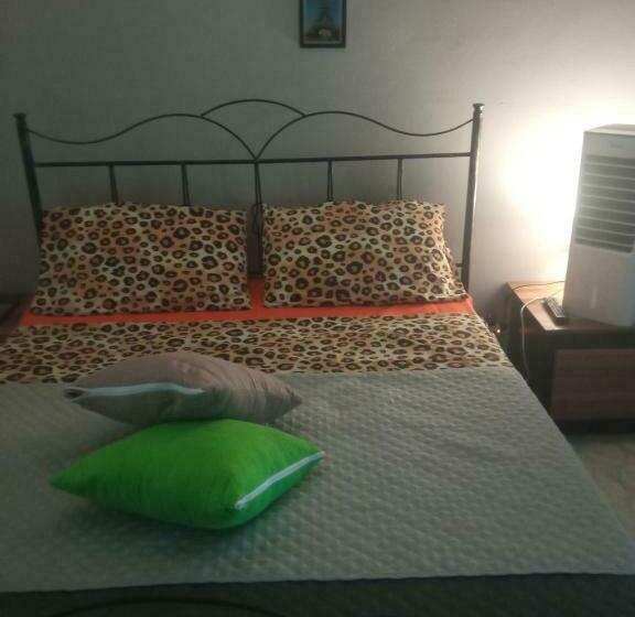 スタンダード４人部屋, B&b Cleopatra