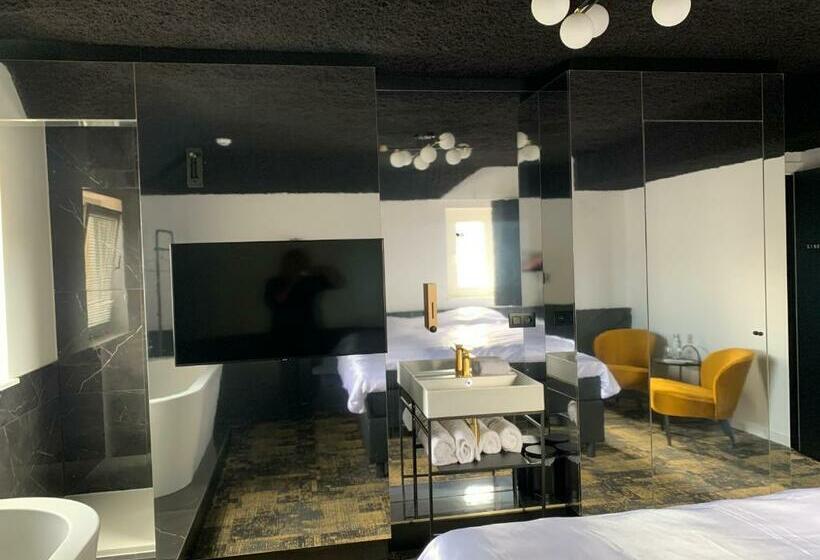 Номер Deluxe Кровать Кинг, Bed & Breakfast Maison Noire Westende Bad Incl Parking & Ontbijt