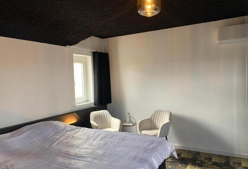 חדר סטנדרט עם מיטת קינג, Bed & Breakfast Maison Noire Westende Bad Incl Parking & Ontbijt