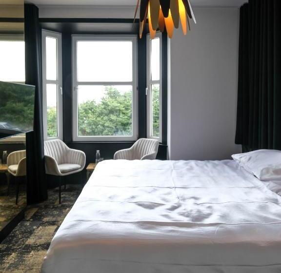 חדר סטנדרט עם מיטת קינג, Bed & Breakfast Maison Noire Westende Bad Incl Parking & Ontbijt