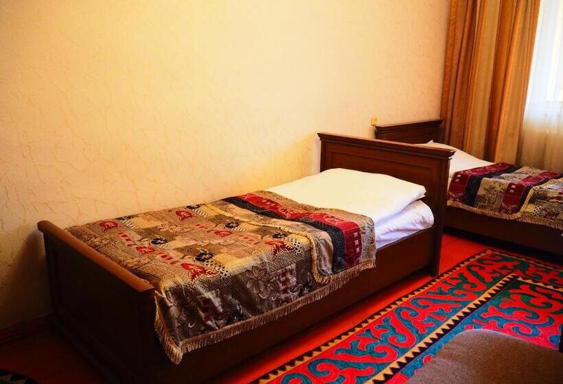 اتاق استاندارد, Baktygul Guesthouse