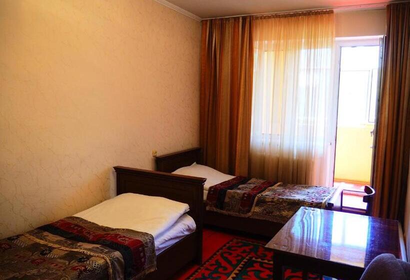 اتاق استاندارد, Baktygul Guesthouse